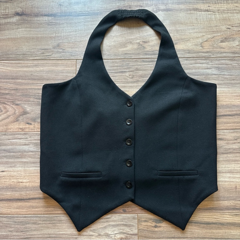 GSTQ Black Halter Vest Size Large Button Front Made In Portugal Y2K